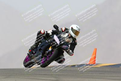 media/Mar-28-2022-Superbike Trackdays (Mon) [[b8603d0f67]]/Advanced Group (1pm-130pm)/Turn 9/